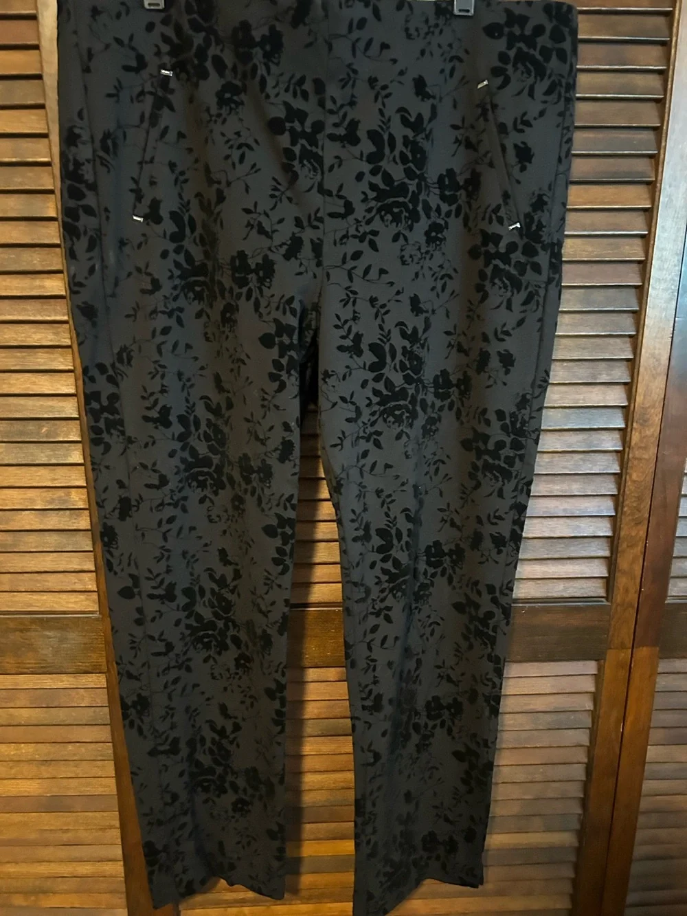 Black Floral-Textured women’s slim leg pants - Picture 1 of 3